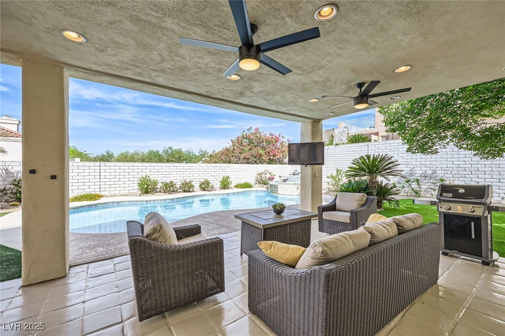 150 Wentworth, Henderson, NV 89074