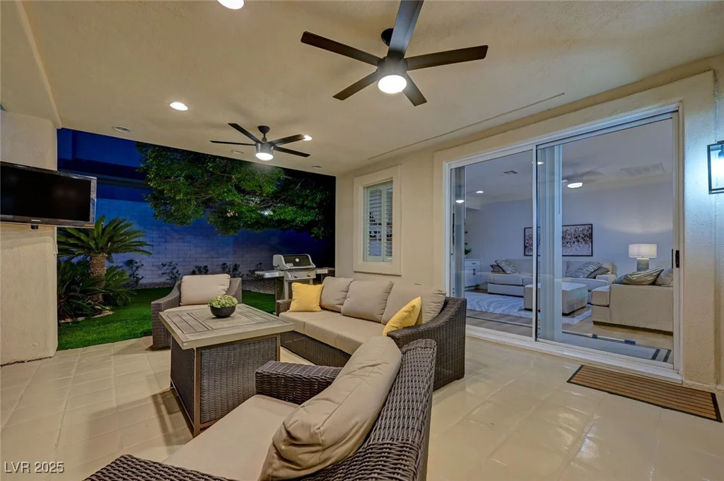 150 Wentworth, Henderson, NV 89074