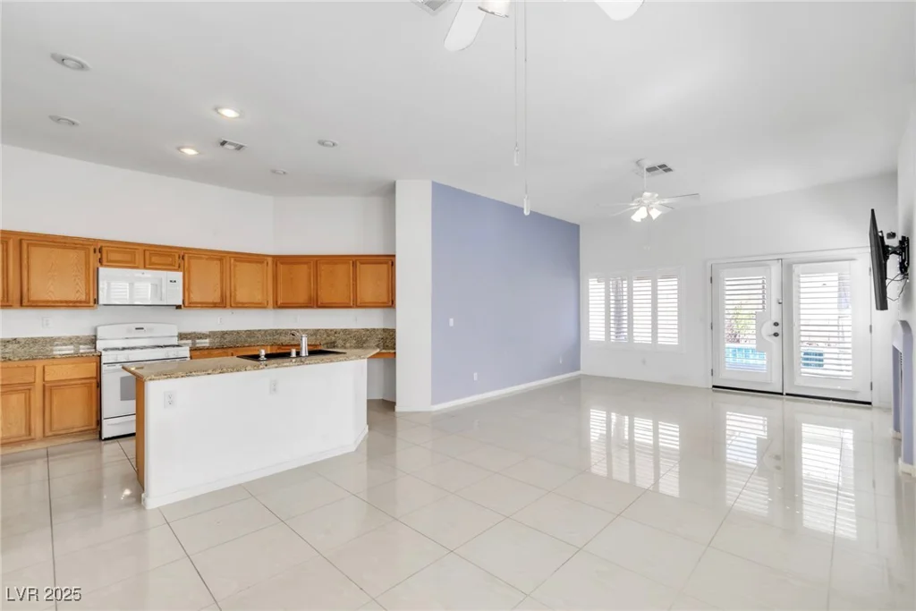 7990 Timber Horn, Las Vegas, NV 89147