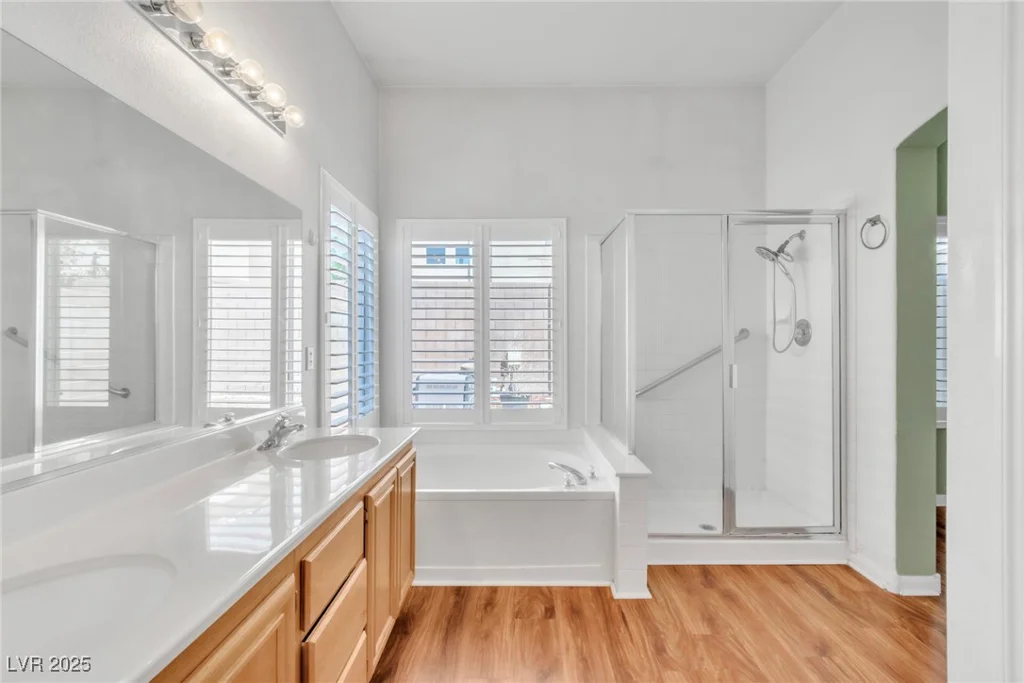 7990 Timber Horn, Las Vegas, NV 89147