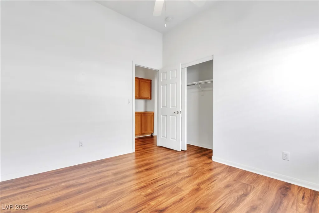 7990 Timber Horn, Las Vegas, NV 89147