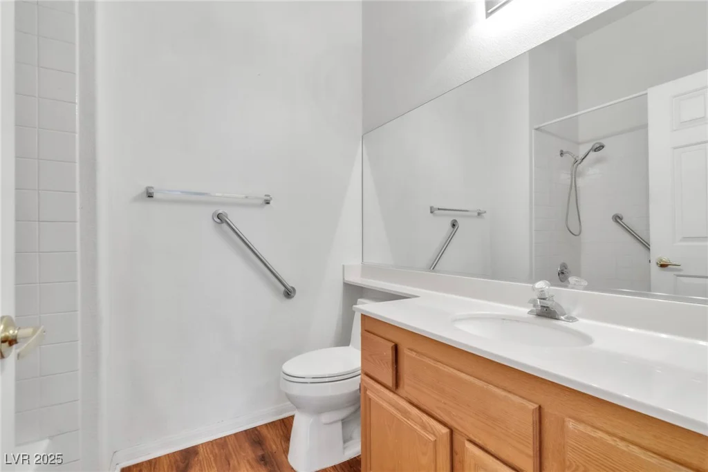 7990 Timber Horn, Las Vegas, NV 89147