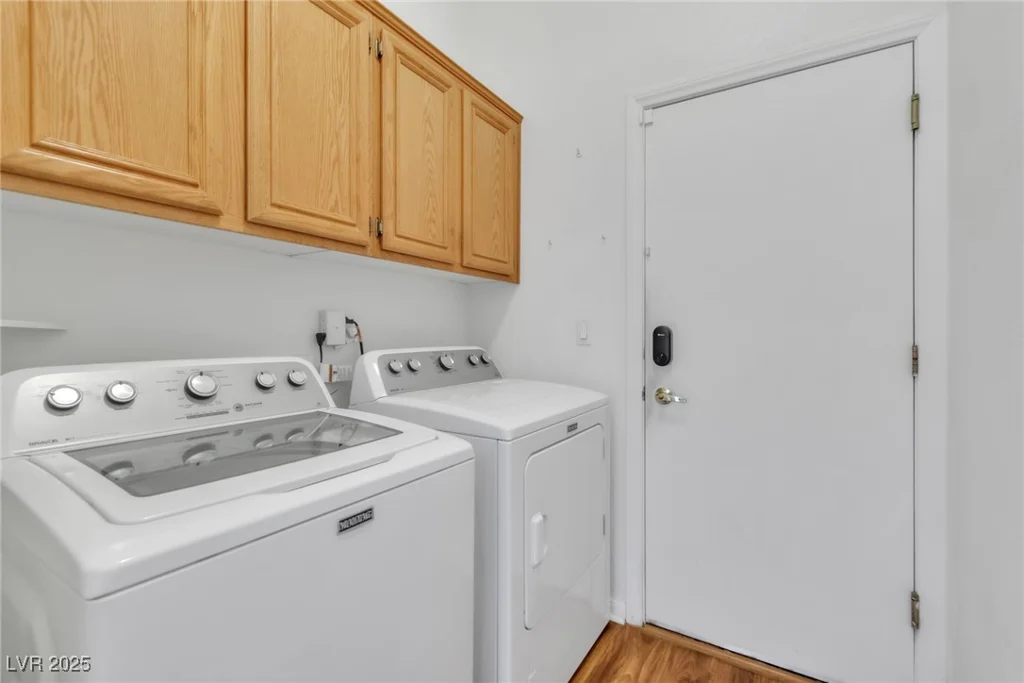 7990 Timber Horn, Las Vegas, NV 89147