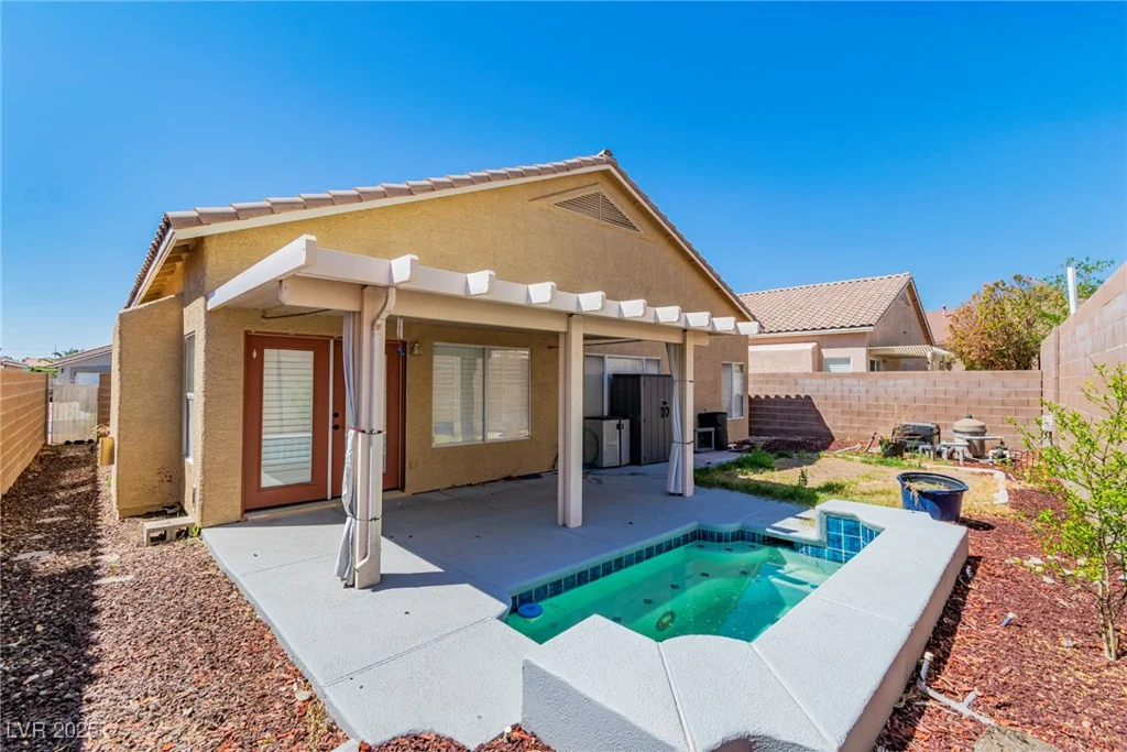 7990 Timber Horn, Las Vegas, NV 89147