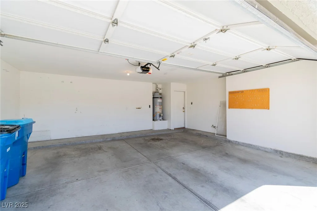 7990 Timber Horn, Las Vegas, NV 89147