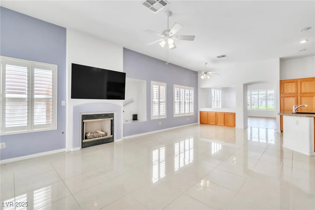 7990 Timber Horn, Las Vegas, NV 89147
