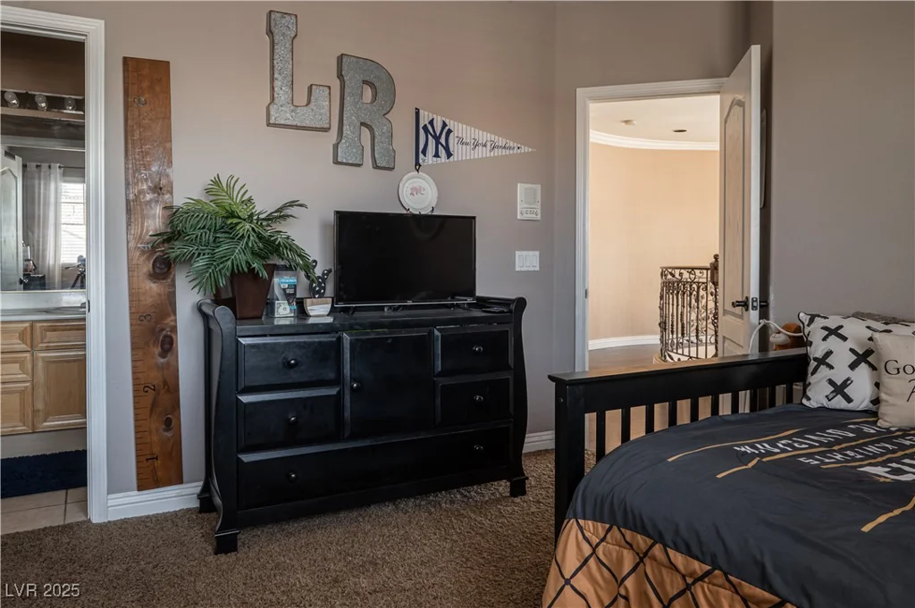 9012 Alpine Peaks, Las Vegas, NV 89147