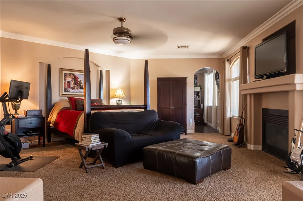 9012 Alpine Peaks, Las Vegas, NV 89147