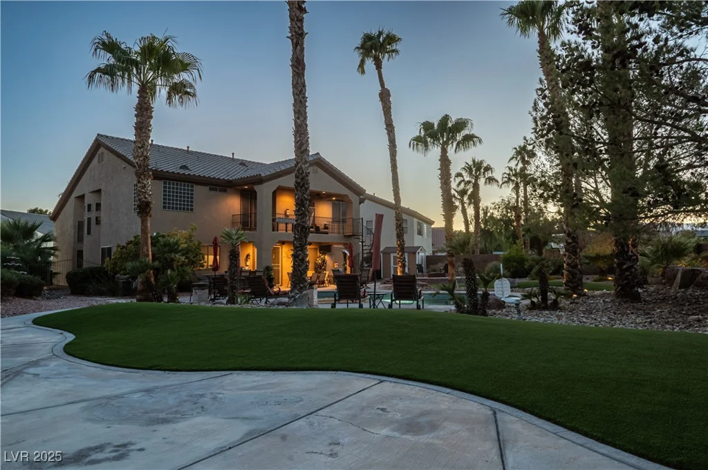 9012 Alpine Peaks, Las Vegas, NV 89147