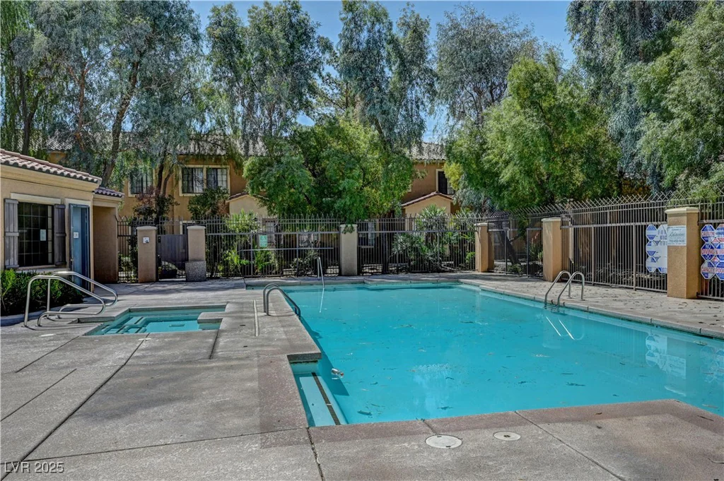 2141 Hussium Hills, Las Vegas, NV 89108