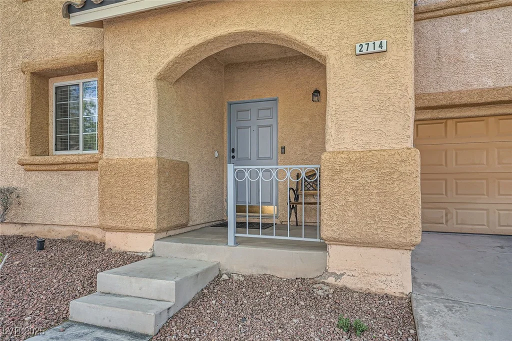 2714 Cottonwillow, Las Vegas, NV 89135