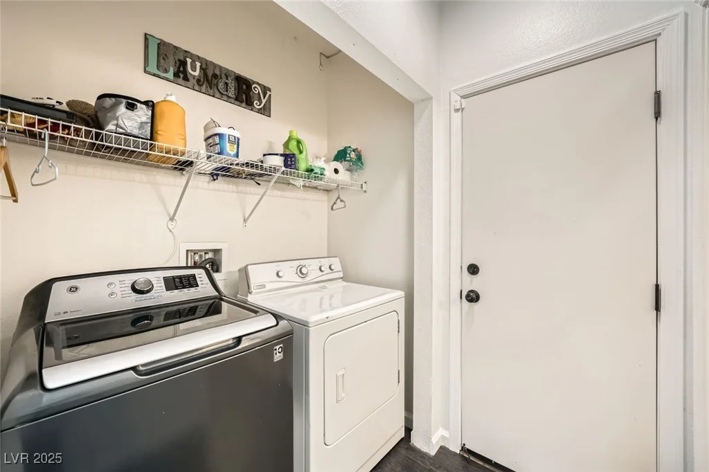 2714 Cottonwillow, Las Vegas, NV 89135