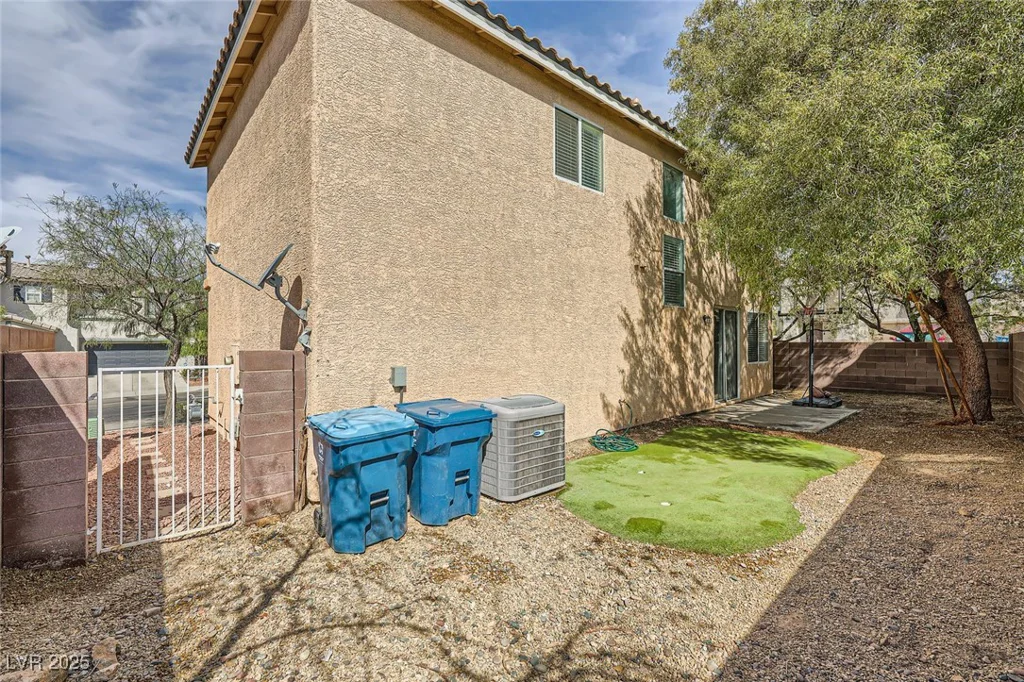 2714 Cottonwillow, Las Vegas, NV 89135