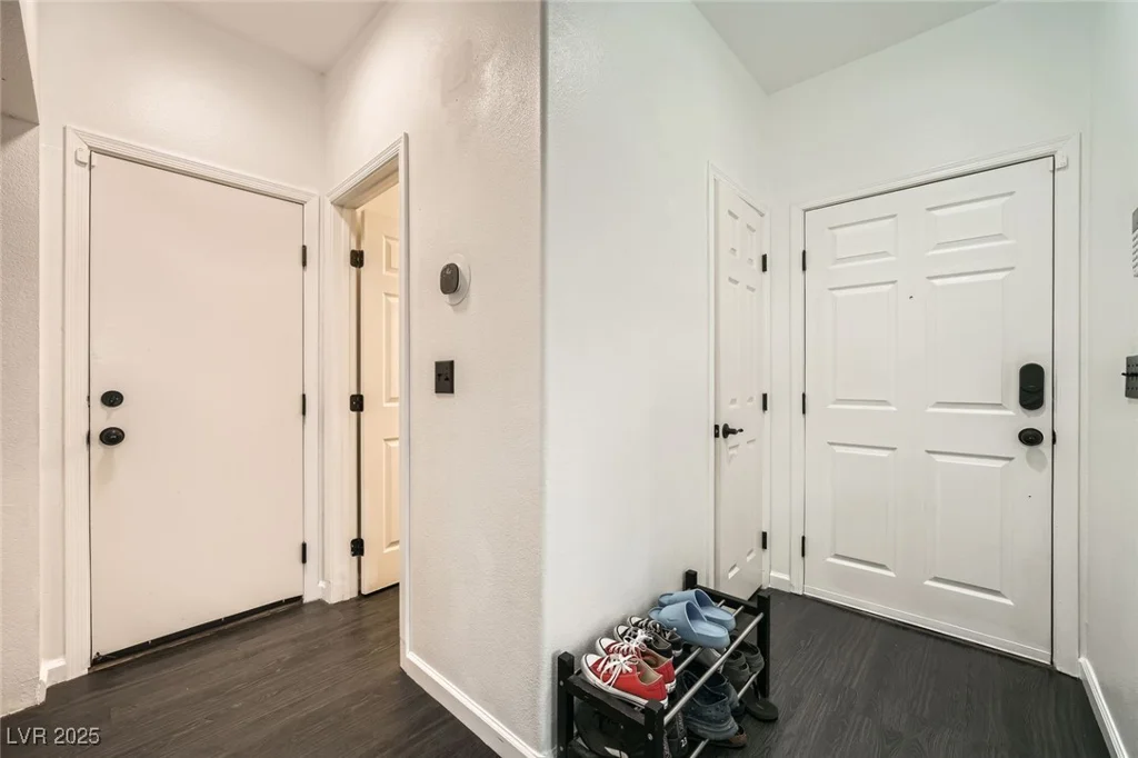 2714 Cottonwillow, Las Vegas, NV 89135