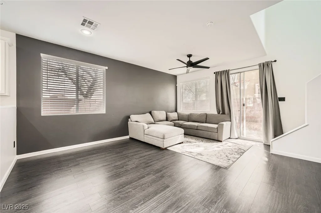 2714 Cottonwillow, Las Vegas, NV 89135