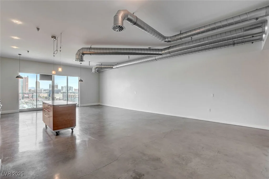 200 Hoover, Las Vegas, NV 89101