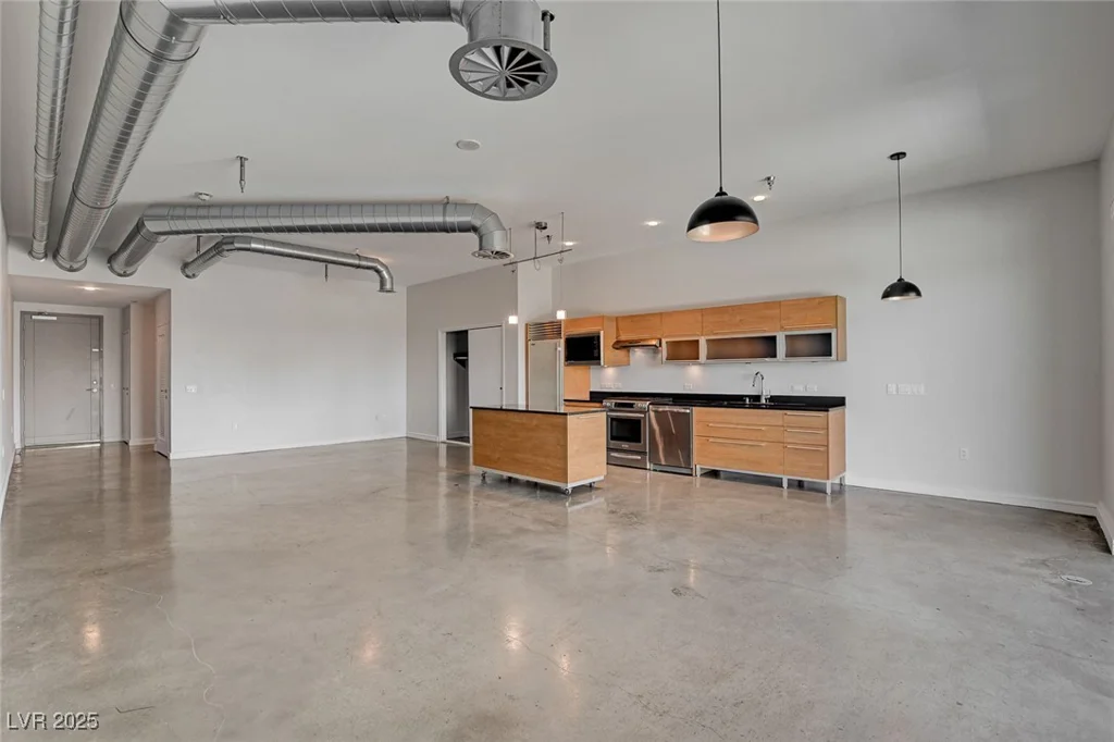 200 Hoover, Las Vegas, NV 89101