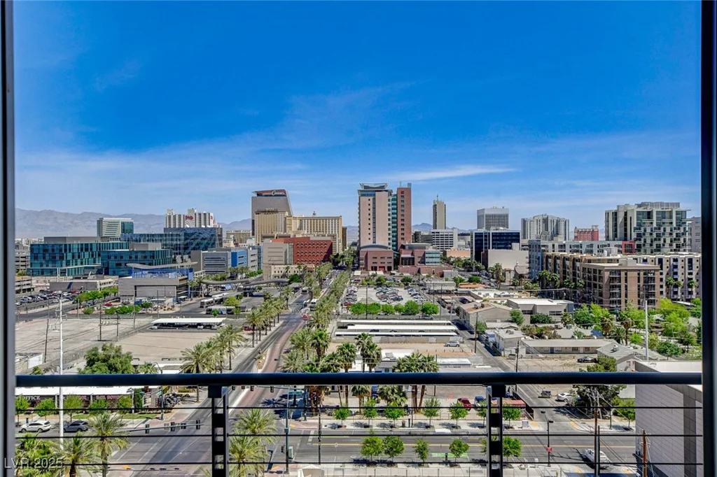 200 Hoover, Las Vegas, NV 89101