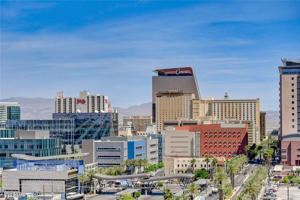 200 Hoover, Las Vegas, NV 89101