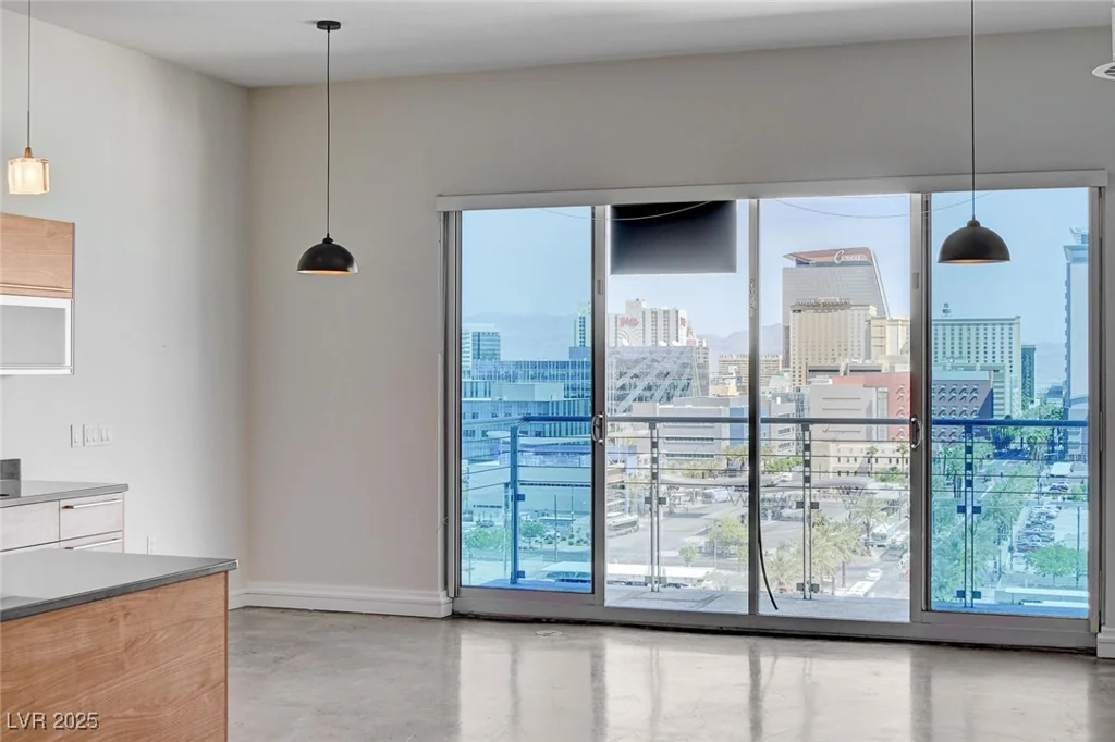 200 Hoover, Las Vegas, NV 89101