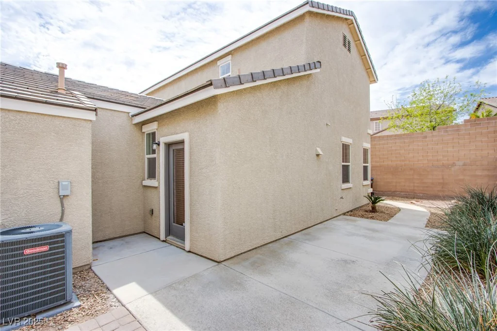 961 Wembly Hills, Henderson, NV 89011
