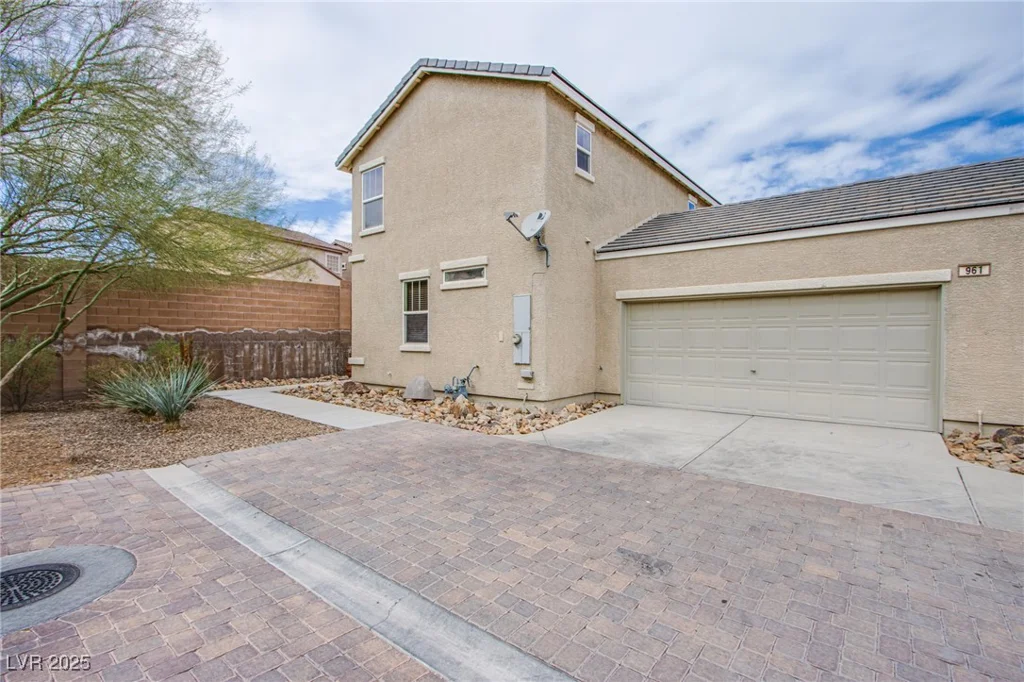 961 Wembly Hills, Henderson, NV 89011