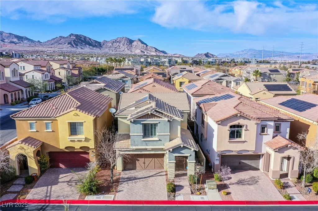 11242 ALMADOR VISTA, Las Vegas, NV 89135