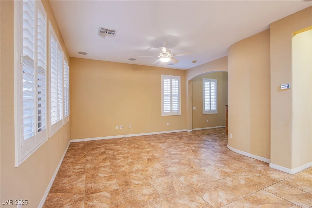 11242 ALMADOR VISTA, Las Vegas, NV 89135