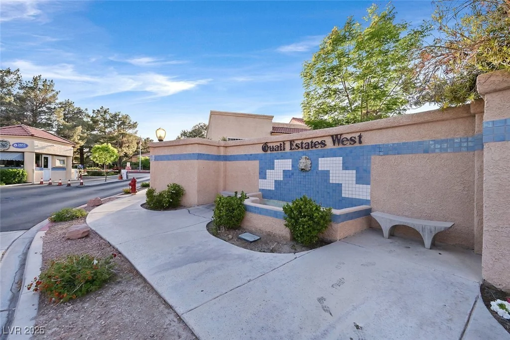 2851 Valley View, Las Vegas, NV 89102