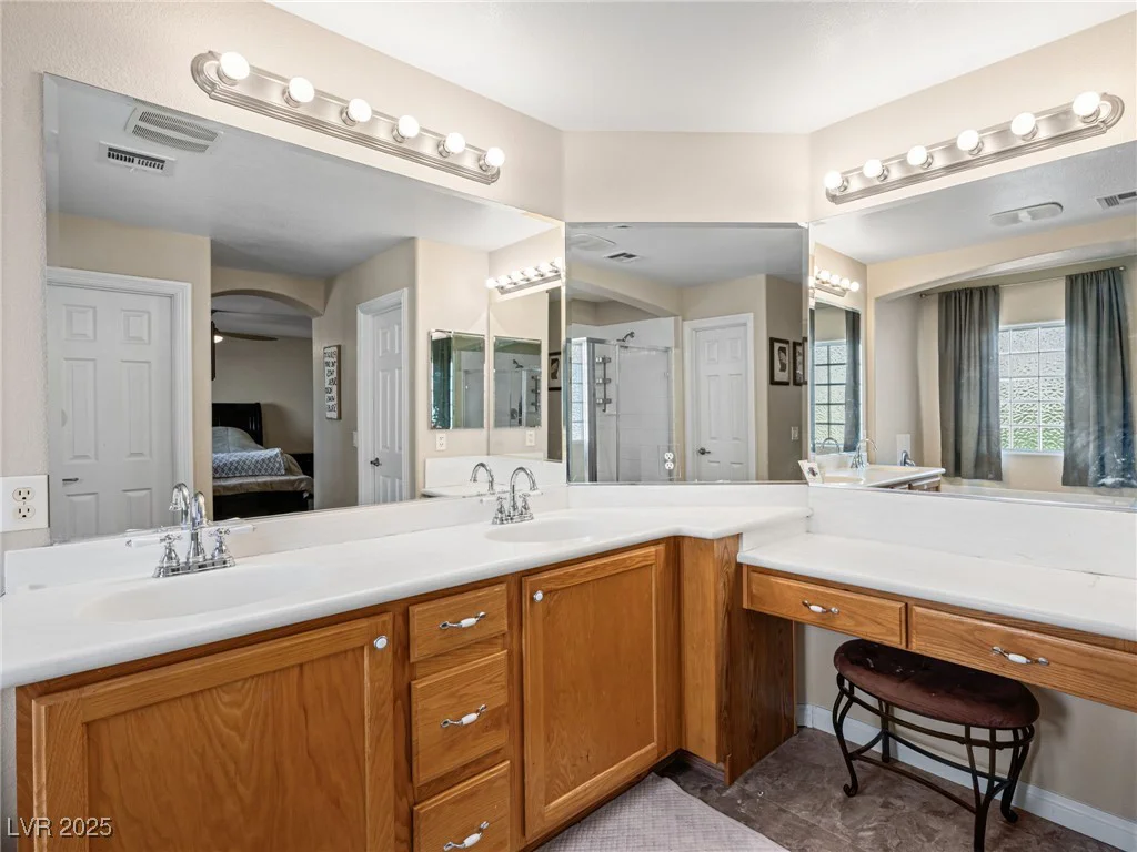 334 Shimmering Moon, Henderson, NV 89015