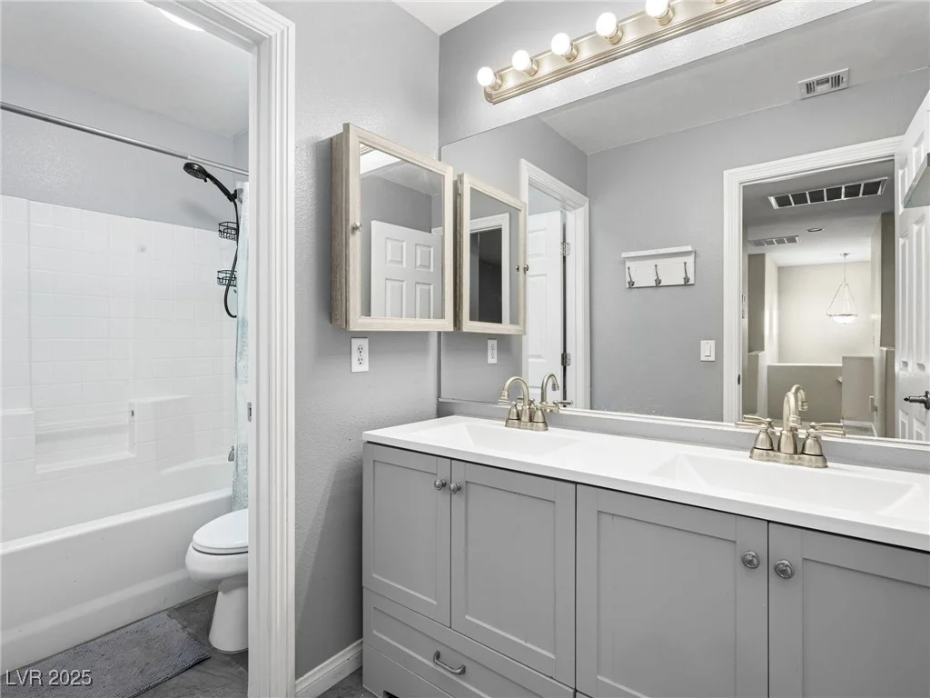 334 Shimmering Moon, Henderson, NV 89015