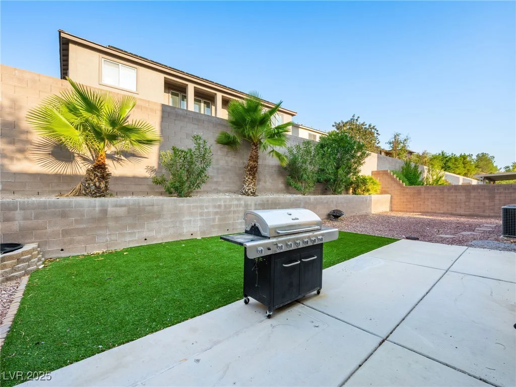 334 Shimmering Moon, Henderson, NV 89015
