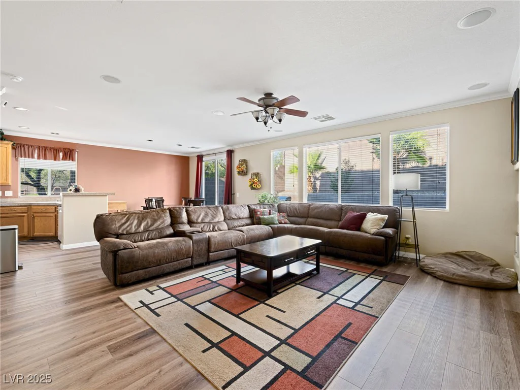 334 Shimmering Moon, Henderson, NV 89015