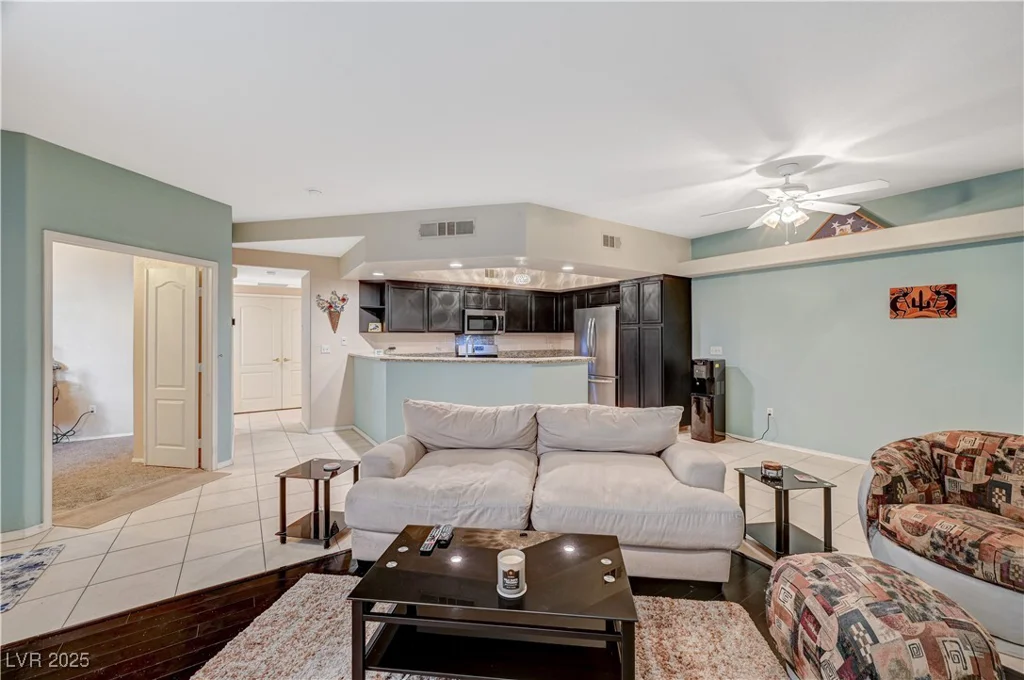 6916 Dorita, Las Vegas, NV 89108