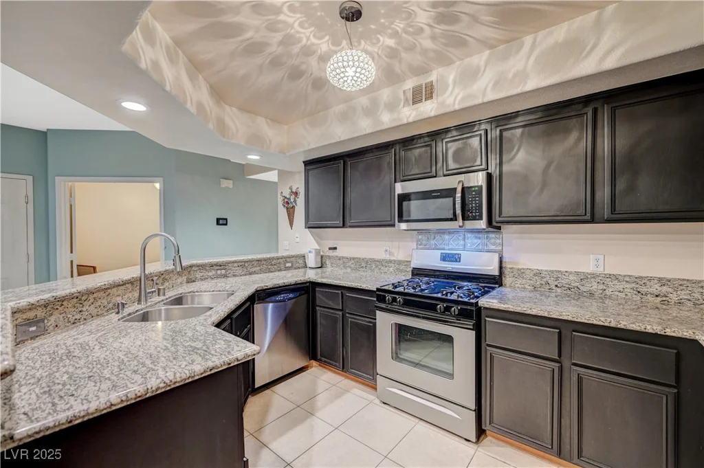6916 Dorita, Las Vegas, NV 89108