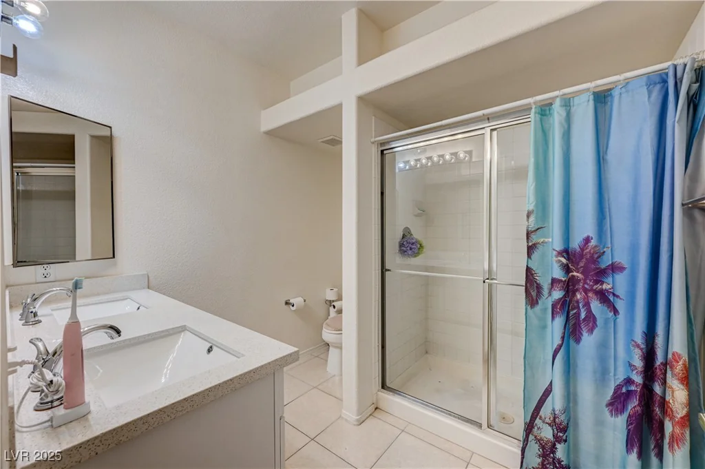 6916 Dorita, Las Vegas, NV 89108