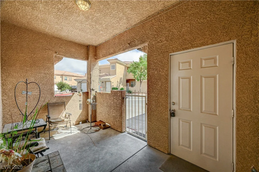 6916 Dorita, Las Vegas, NV 89108