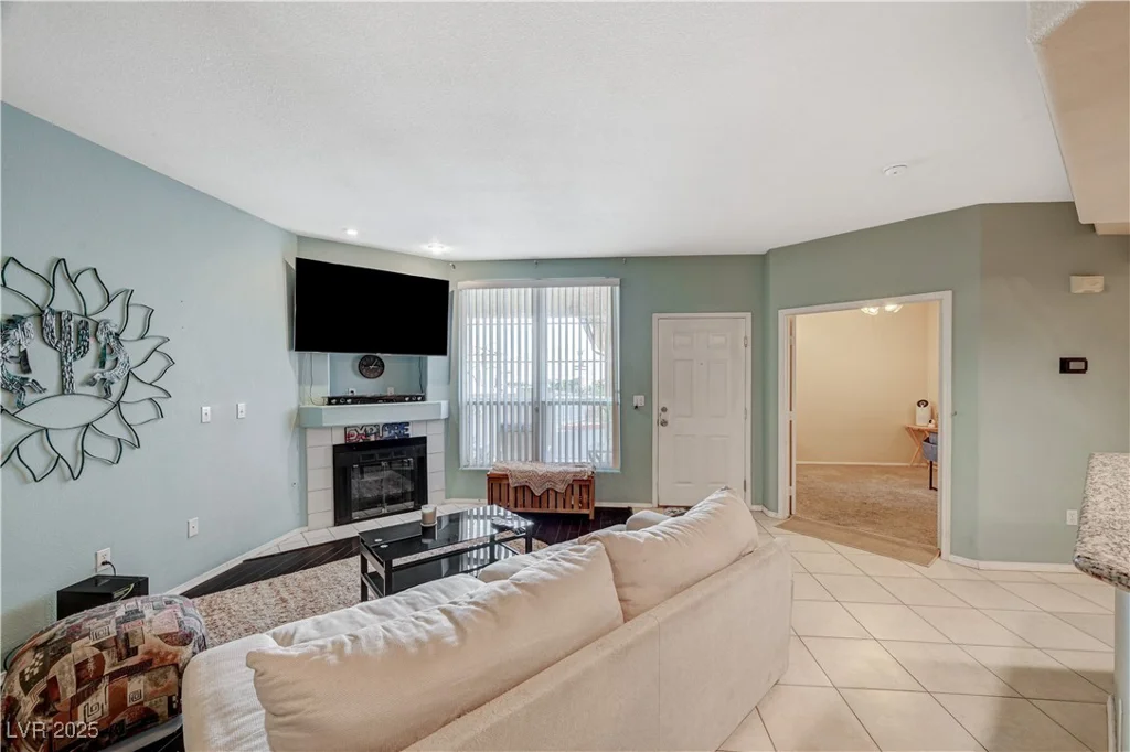 6916 Dorita, Las Vegas, NV 89108