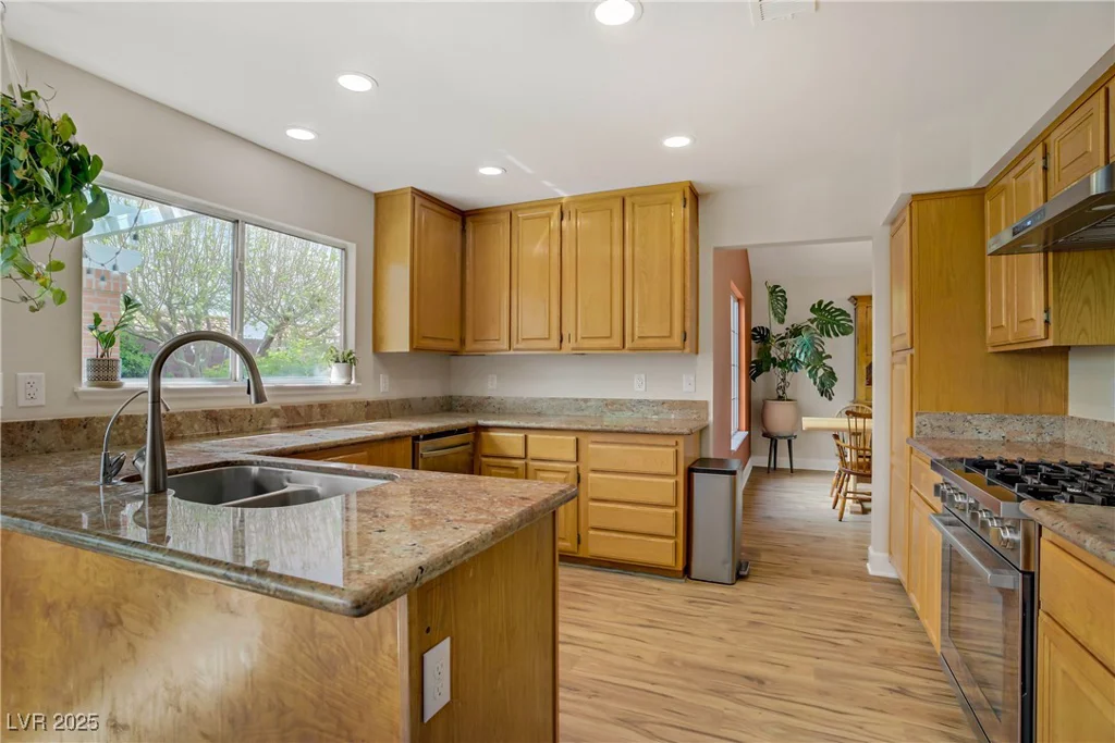 5609 Red Bluff, Las Vegas, NV 89130