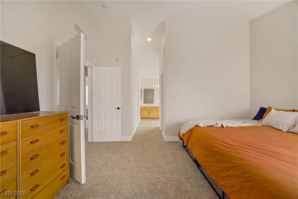 5609 Red Bluff, Las Vegas, NV 89130