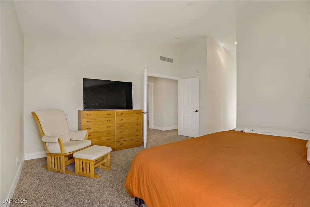 5609 Red Bluff, Las Vegas, NV 89130