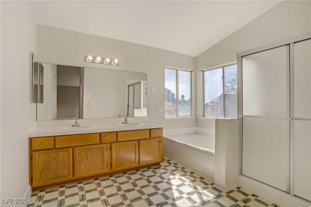 5609 Red Bluff, Las Vegas, NV 89130