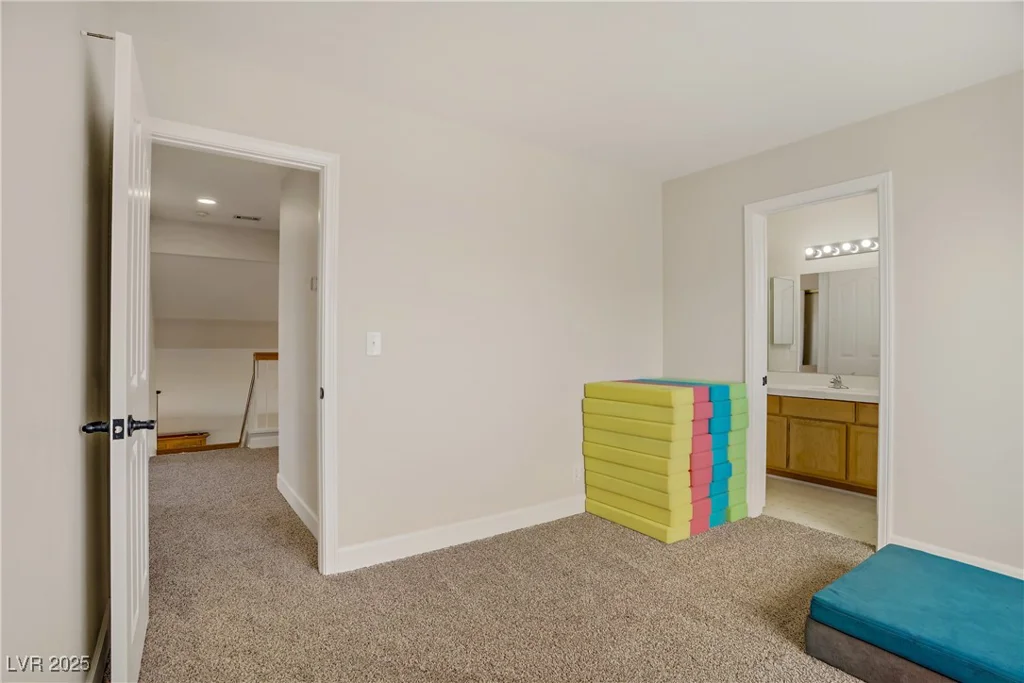 5609 Red Bluff, Las Vegas, NV 89130