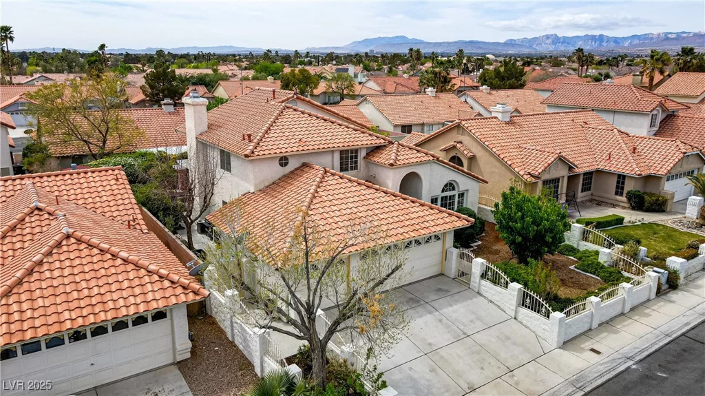 5609 Red Bluff, Las Vegas, NV 89130