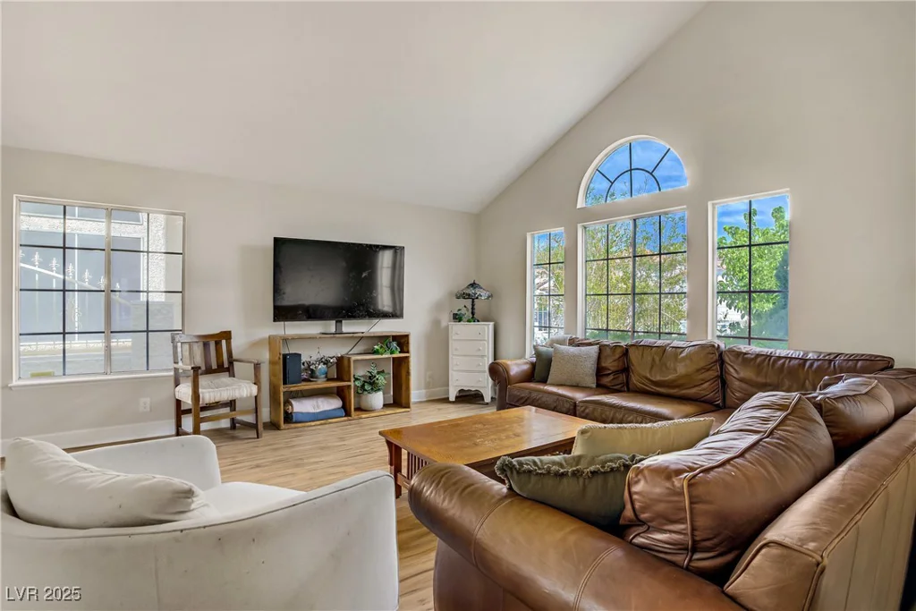 5609 Red Bluff, Las Vegas, NV 89130