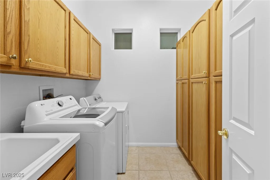 3483 French Daisy, Las Vegas, NV 89135
