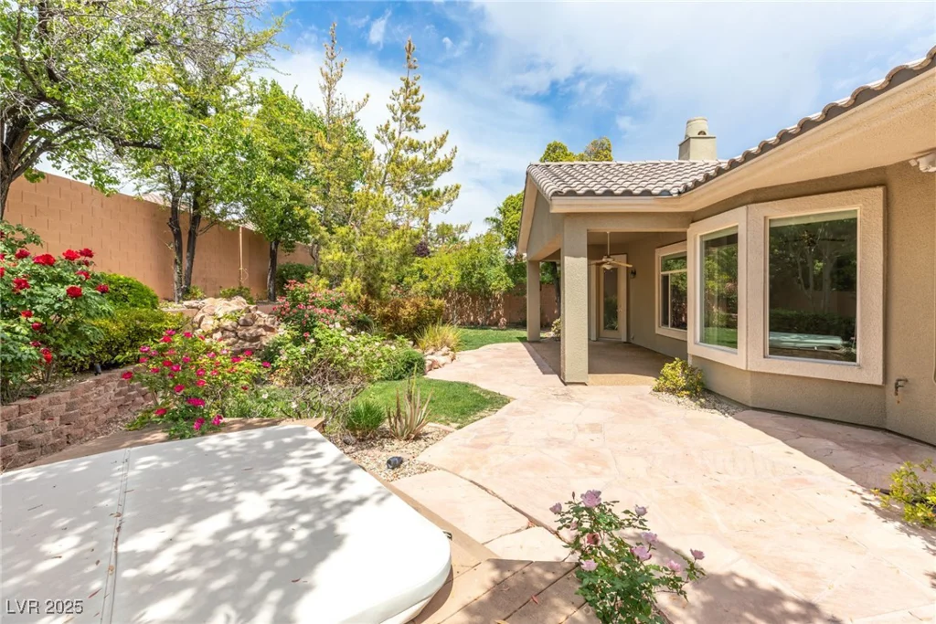 3483 French Daisy, Las Vegas, NV 89135