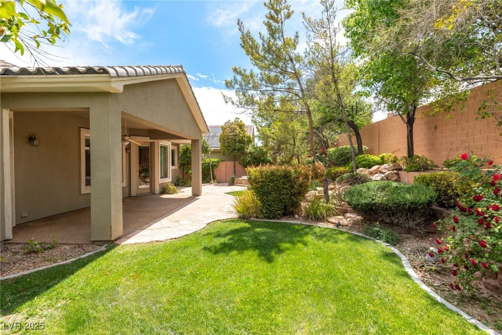 3483 French Daisy, Las Vegas, NV 89135