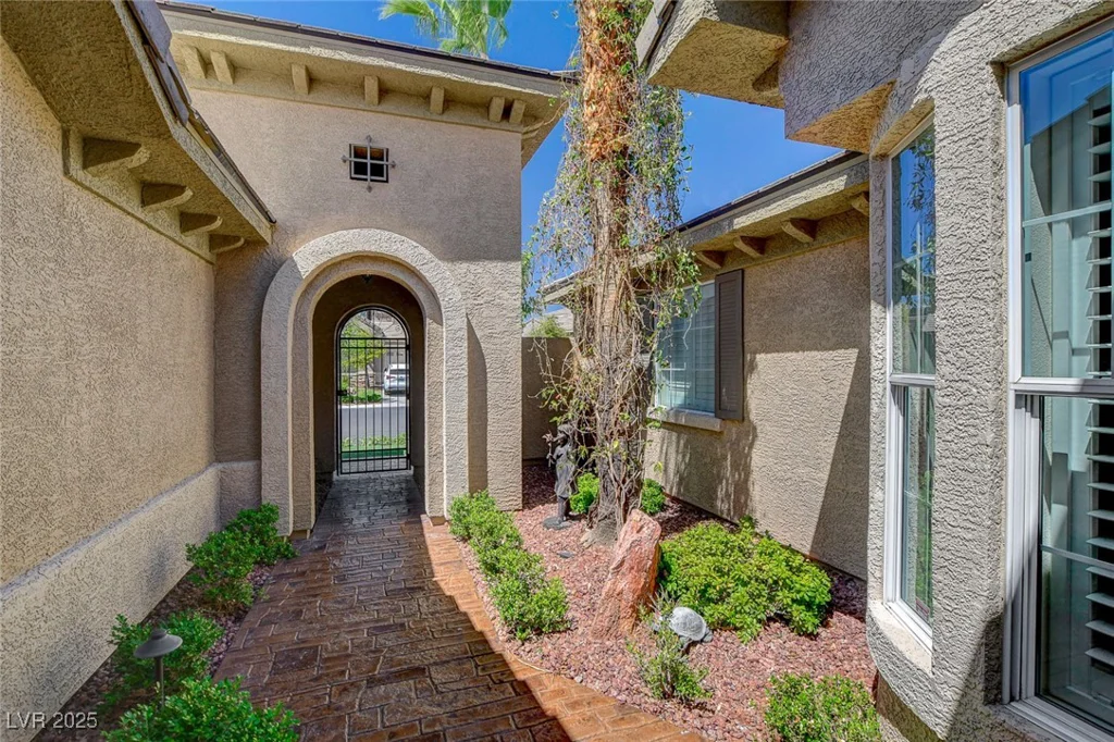 3614 Coventry Gardens, Las Vegas, NV 89135