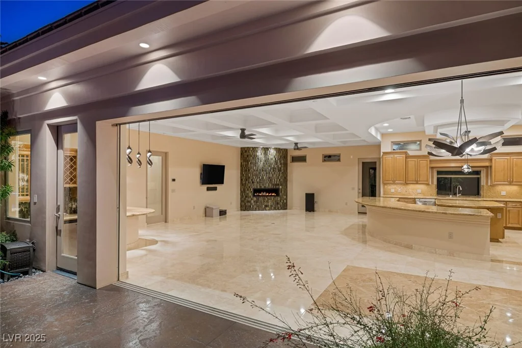 1665 Liege, Henderson, NV 89012
